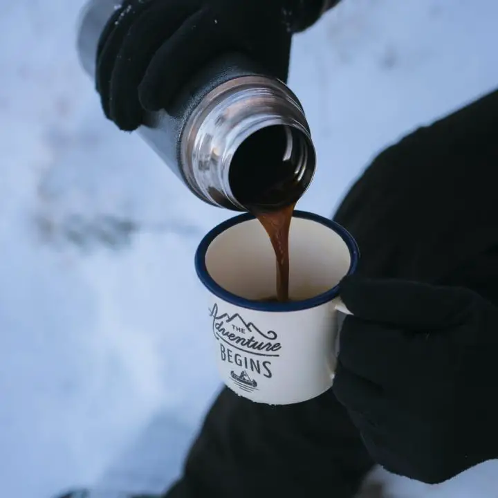 1675423679 Konnen Sie Kaffee in eine Wasserflasche geben Erklart