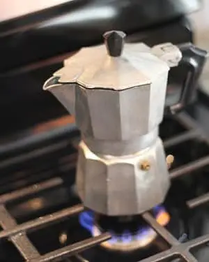 1675594225 164 Moka Pot VS Pour Over Ein Vergleich der Braumethode