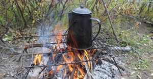 Kaffeemaschine vs French Press Kaffee beim Camping Was ist das