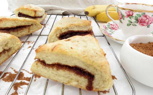 1676224374 Bananenbrot Scones mit Zimt Zucker Fullung